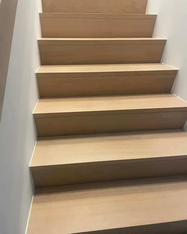 Rechte trap, massief eiken