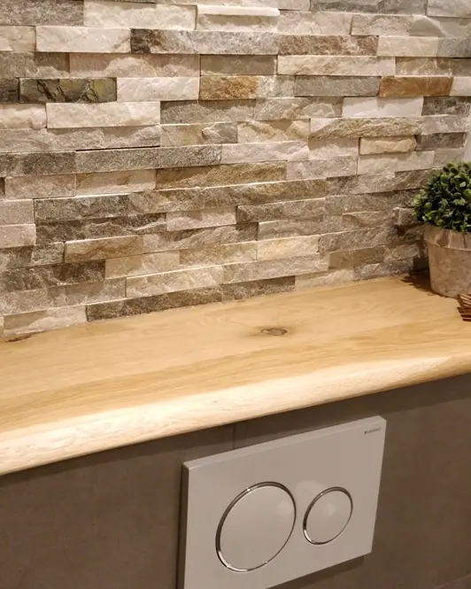 Plank met boomstamrand